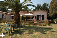 Capoliveri - Elba: Le Querce, apartments for your holiday surrounded by the green with a wonderful sea view